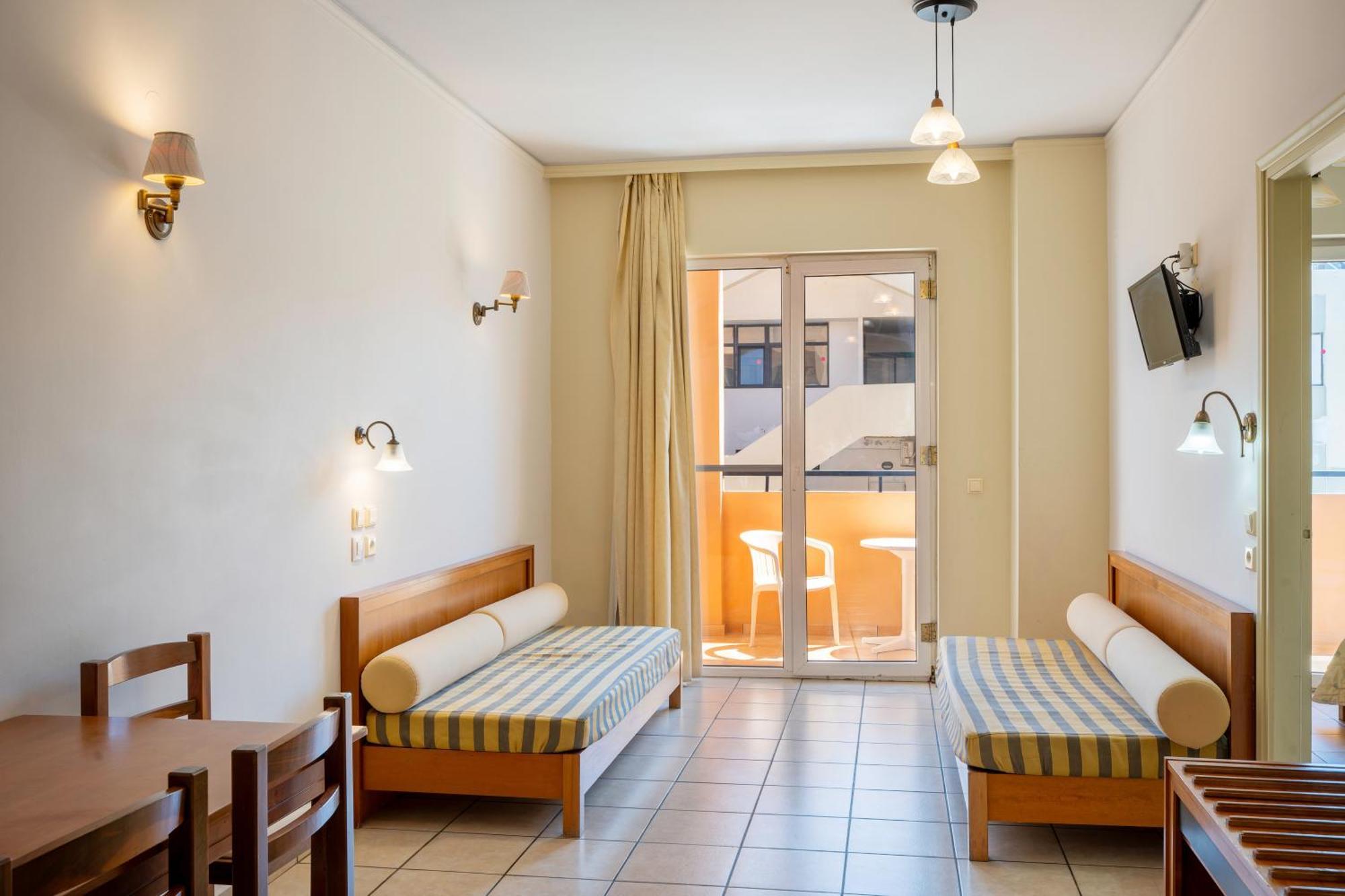 Lefkoniko Beach & Icarus Suite Apts Réthymnon Extérieur photo